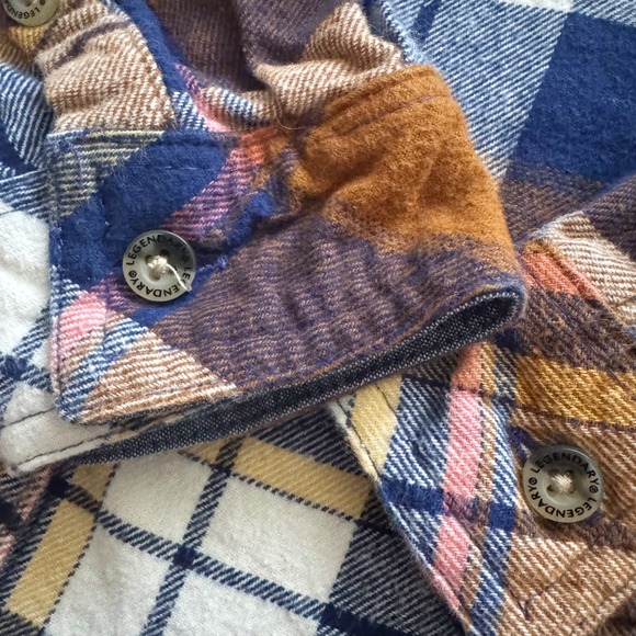 Legendary Whitetails Stockyards Plaid Flannel Shirt Lot Womens Medium Western - Picture 14 of 15